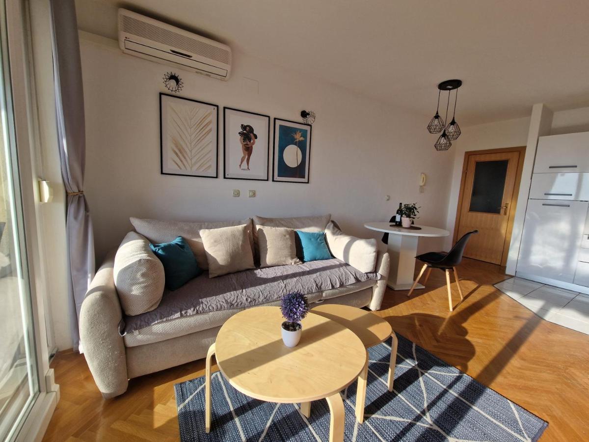 City Apartment Sanja Макарска Экстерьер фото