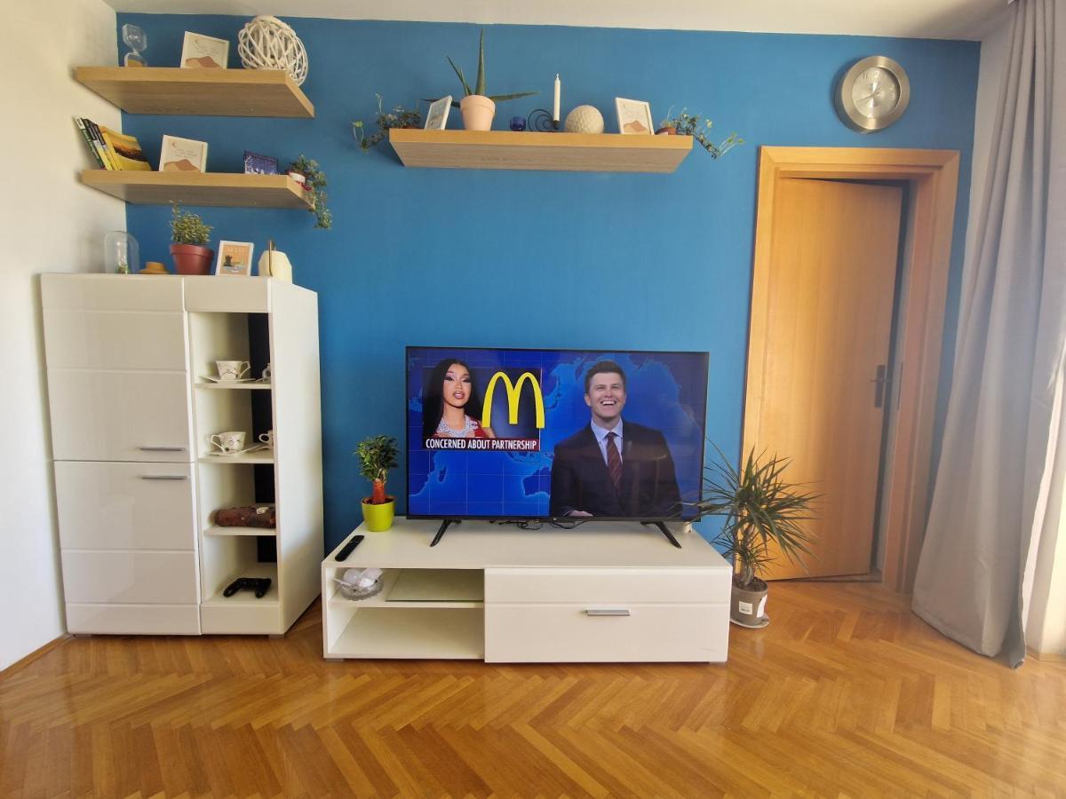 City Apartment Sanja Макарска Экстерьер фото