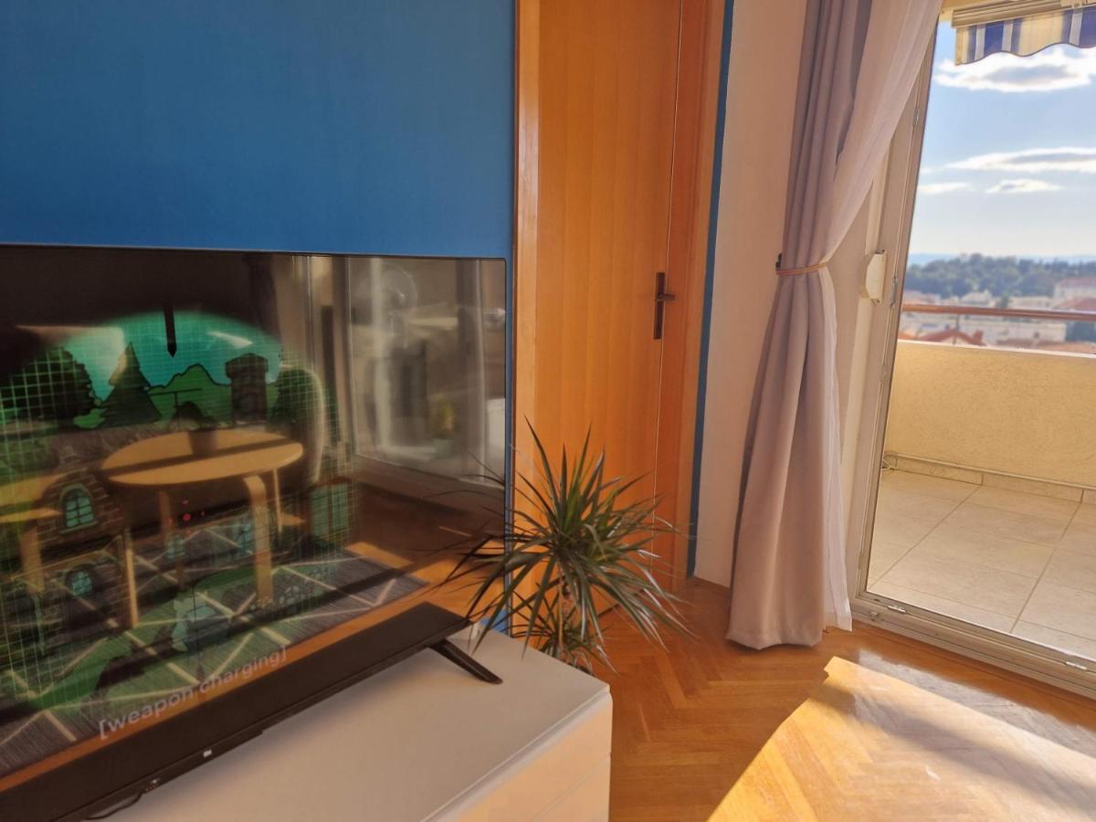 City Apartment Sanja Макарска Экстерьер фото