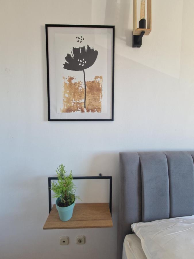City Apartment Sanja Макарска Экстерьер фото